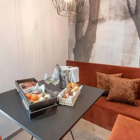Villa Montis Exclusive Holiday Apartments In Eppan With Spectacular Views Of Dolomites And Bolzano Area Appiano Sulla Strada Del Vino Exterior foto