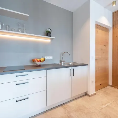 Villa Montis Exclusive Holiday Apartments In Eppan With Spectacular Views Of Dolomites And Bolzano Area Appiano Sulla Strada Del Vino Exterior foto