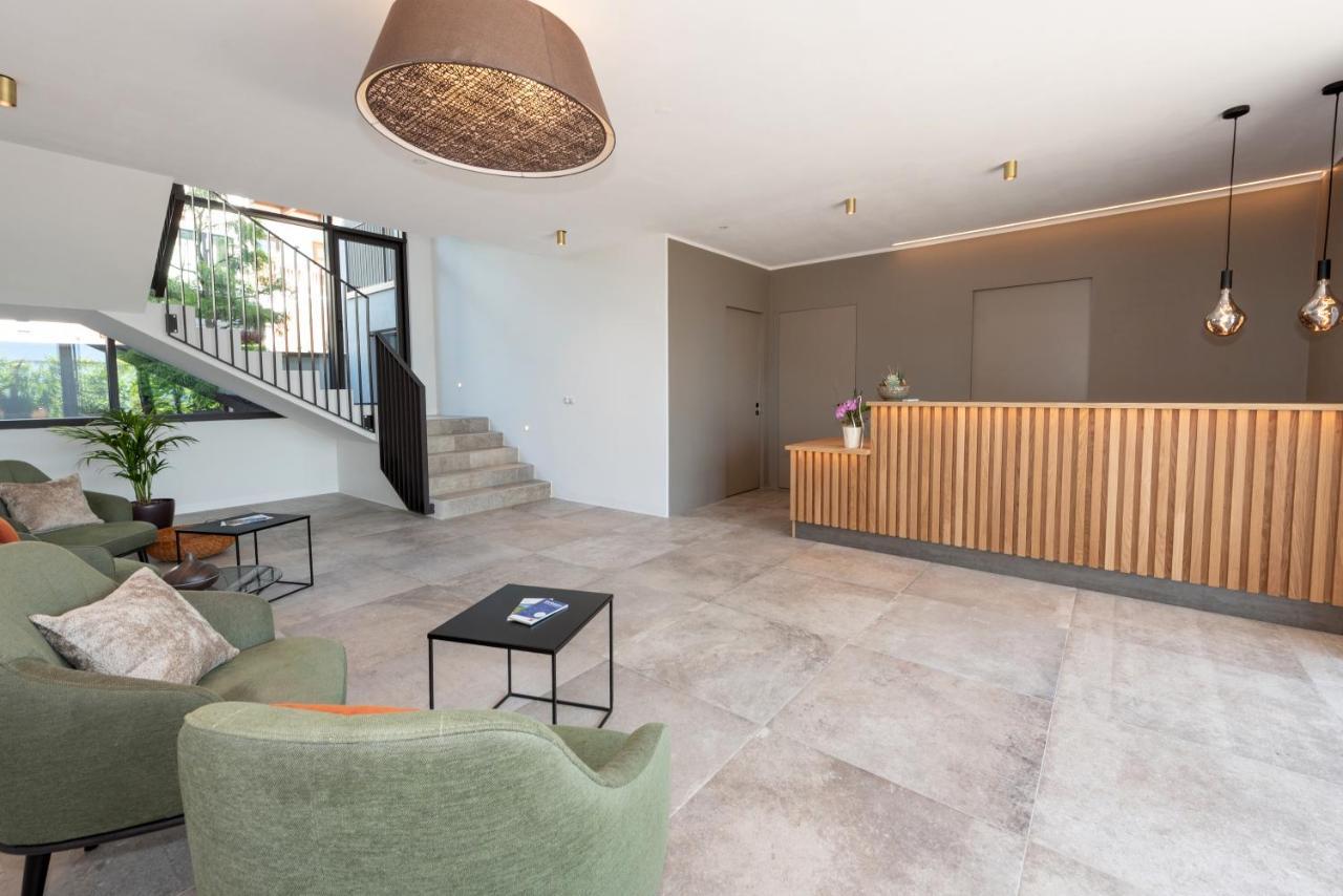 Montis Exclusive In Eppan With Spectacular Views Of Dolomites And Bolzano Area Bauernhof Eppan an der Weinstraße